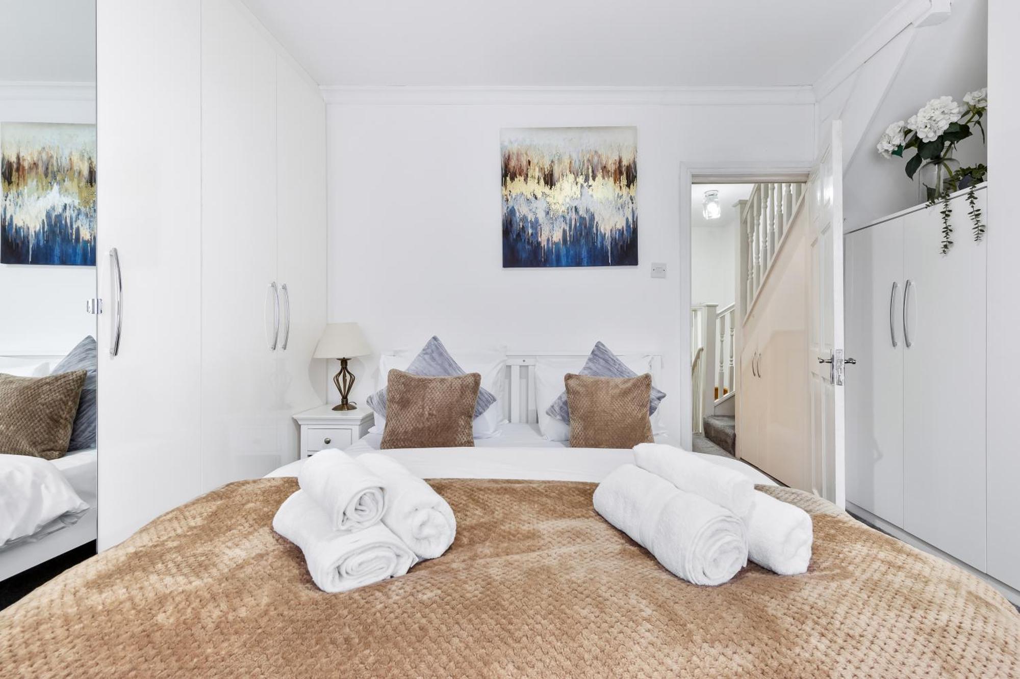 Charming City Retreat,4 Bedroom House,Garden,Free Parking Enfield Exterior foto