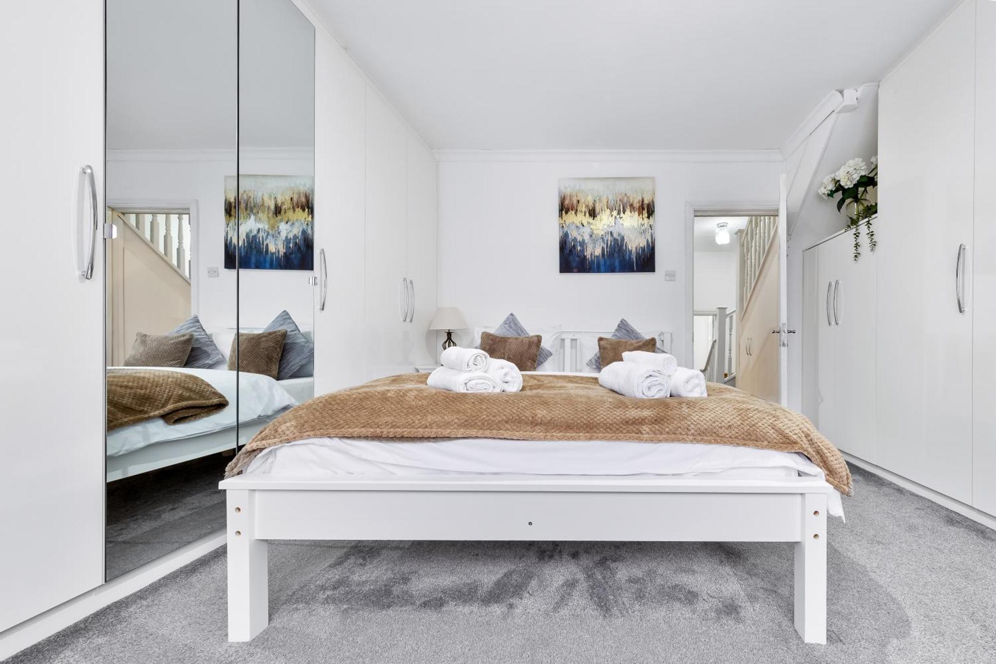 Charming City Retreat,4 Bedroom House,Garden,Free Parking Enfield Exterior foto
